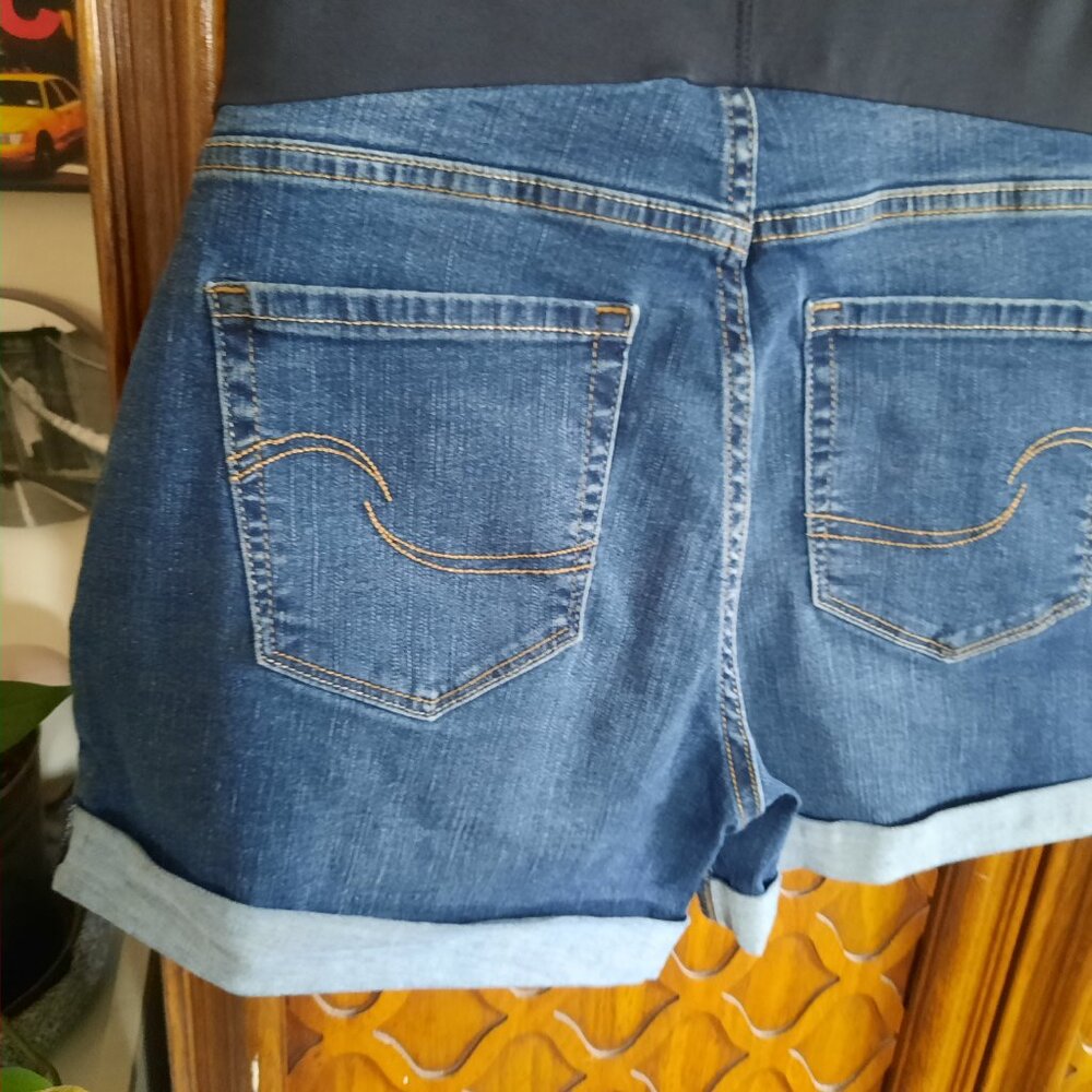 Levi Strauss Signature Gold Maternity Shortie Denim Shorts - Size S - Picture 10 of 16